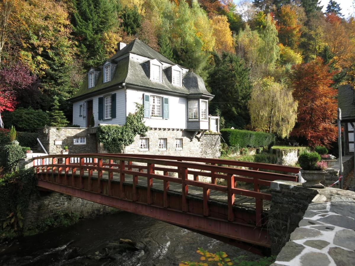 Historisches Haus Im Herzen Von Monschau Exterior foto