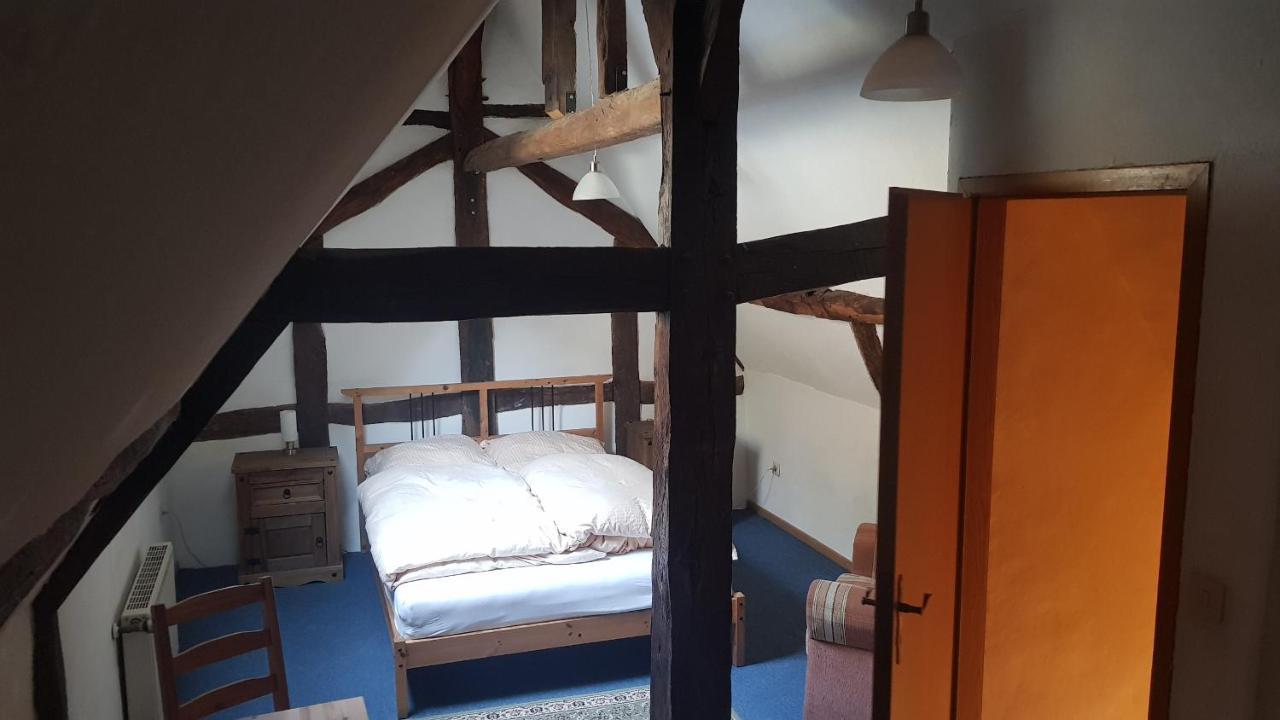 Historisches Haus Im Herzen Von Monschau Exterior foto